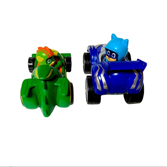 SOLD SET of 2 — PJ Masks Action Figures & Vehicle Playset. - Picture 3 of 11